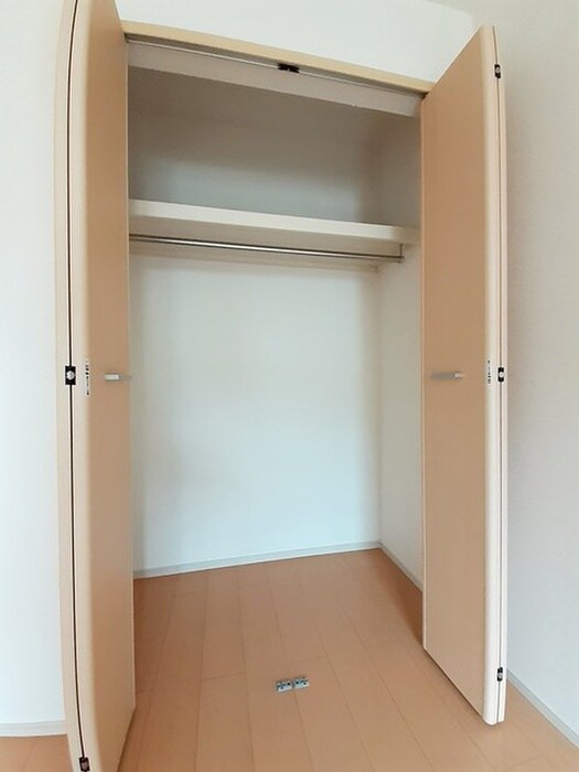 収納 フォレストメゾンⅠ