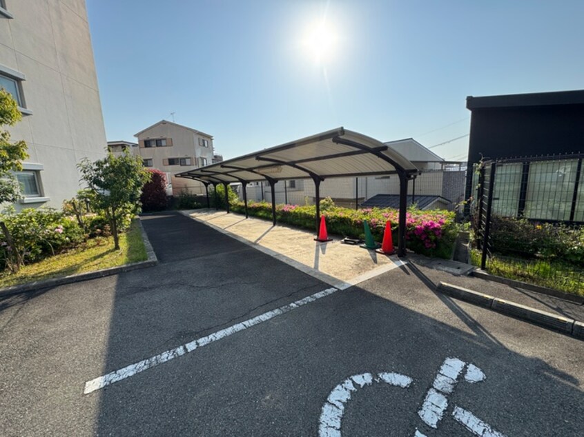 駐輪場 ル－チェ千里山