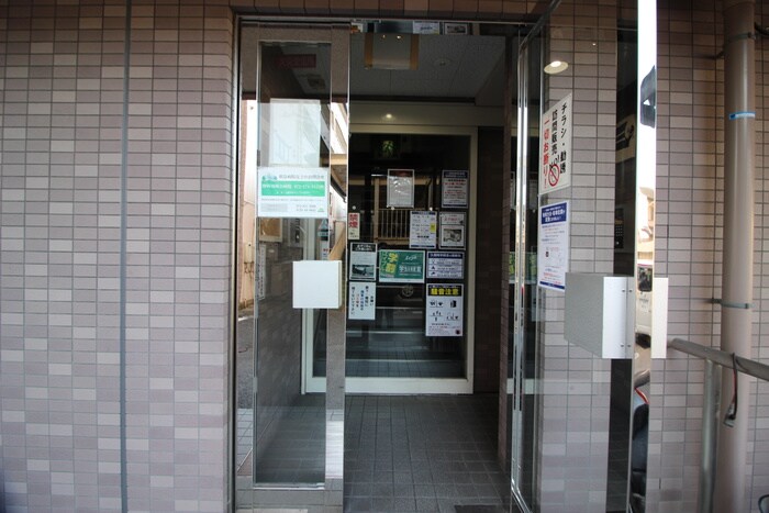 エントランス部分 生駒カレッジシティⅡ