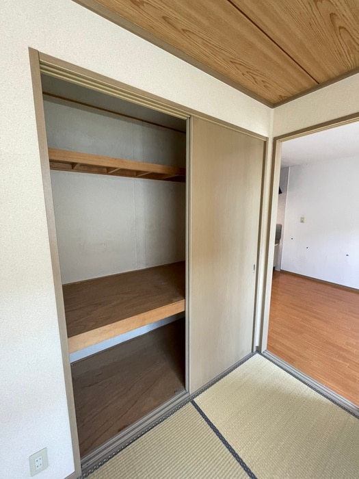 収納 メゾンドリブランＢ