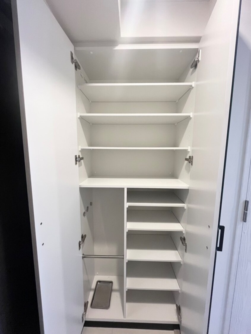 靴箱 ﾃﾞｨｸｽ大阪城EASTﾚｼﾞﾃﾞﾝｽ(507)