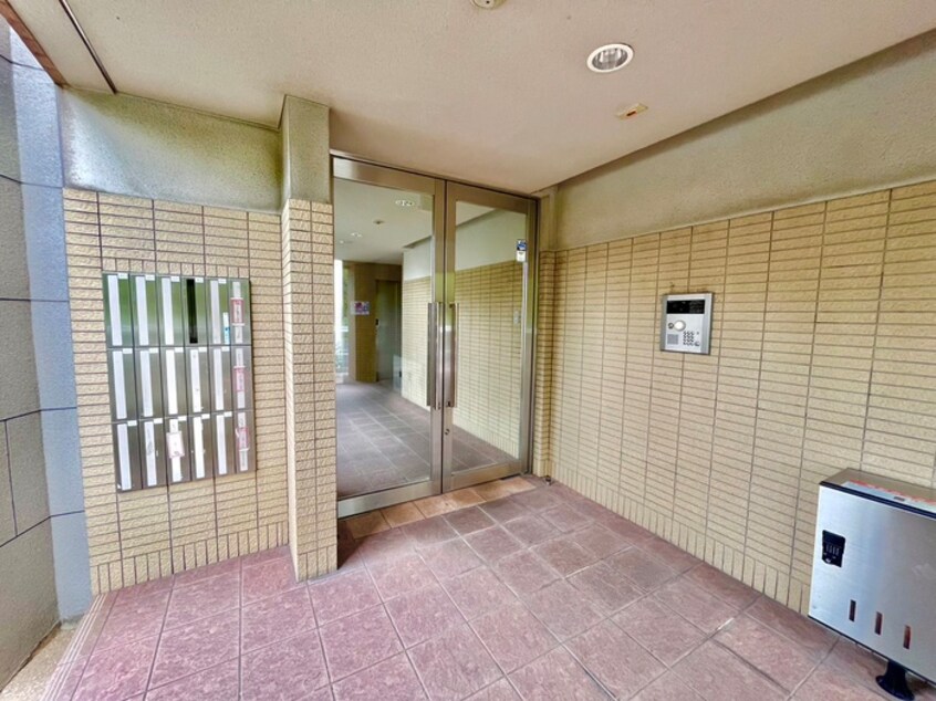 エントランス部分 アベニュ－美園