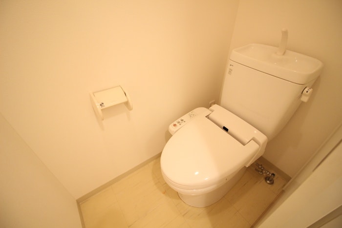 トイレ アンソレイユ茨木中津町