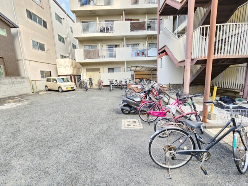 駐輪場 メゾン松浦・北棟