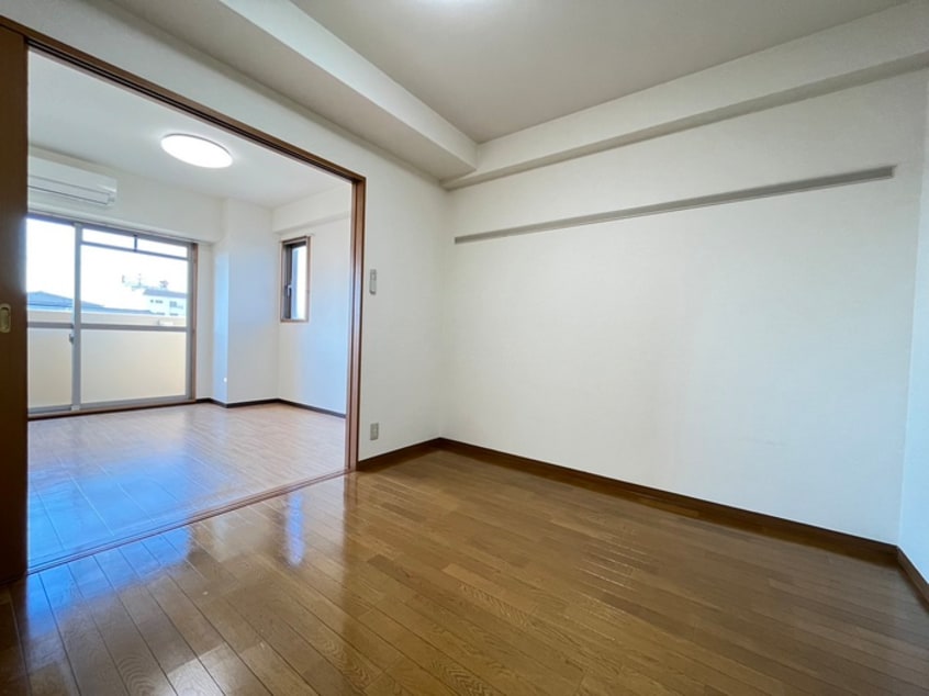 居室 コンフォール西川