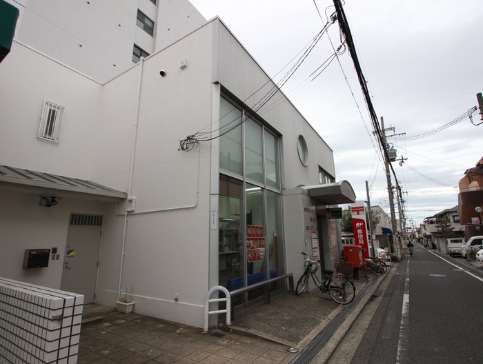 大宮郵便局(郵便局)まで210m コンフォール西川