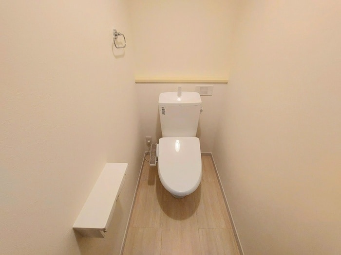 トイレ クレア岡本