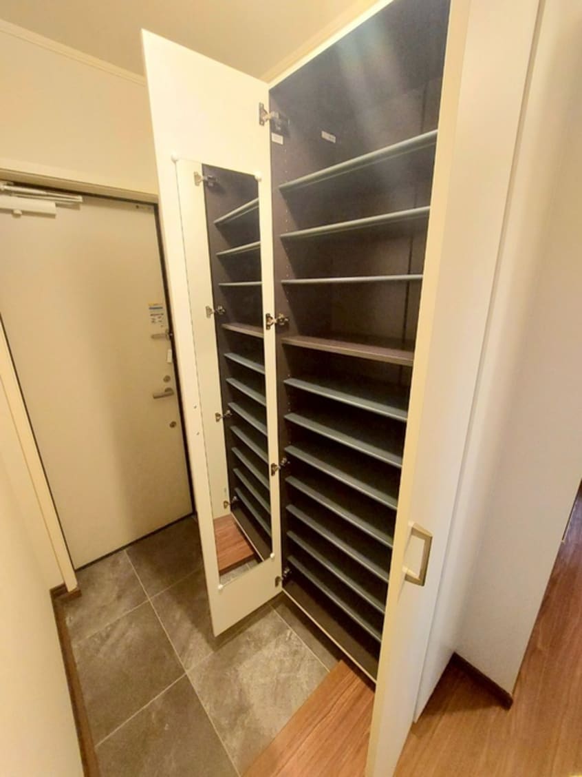 靴箱 クレア岡本