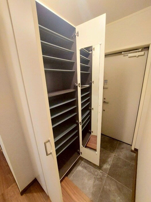 靴箱 クレア岡本