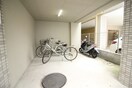 駐輪場 エスリ－ド守口