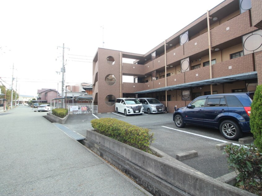 駐車場 プラザハイツ二ツ屋Ａ