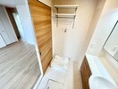 洗濯機置場 くおん嵯峨　東棟