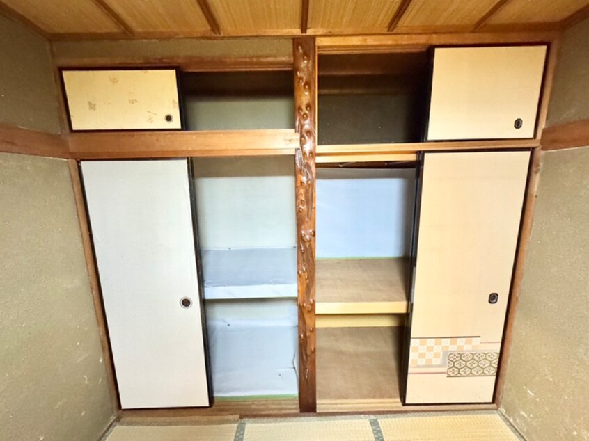 収納 大利元町貸家