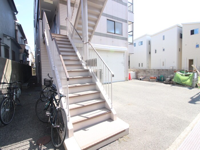 エントランス部分 ﾌﾚﾝﾃﾞｨｰ北条