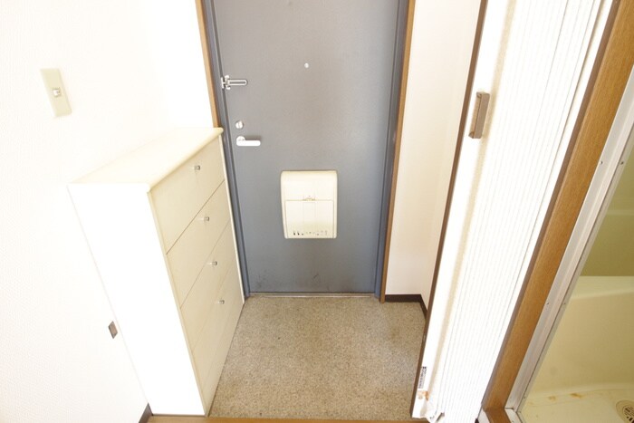 玄関 ﾌﾚﾝﾃﾞｨｰ北条