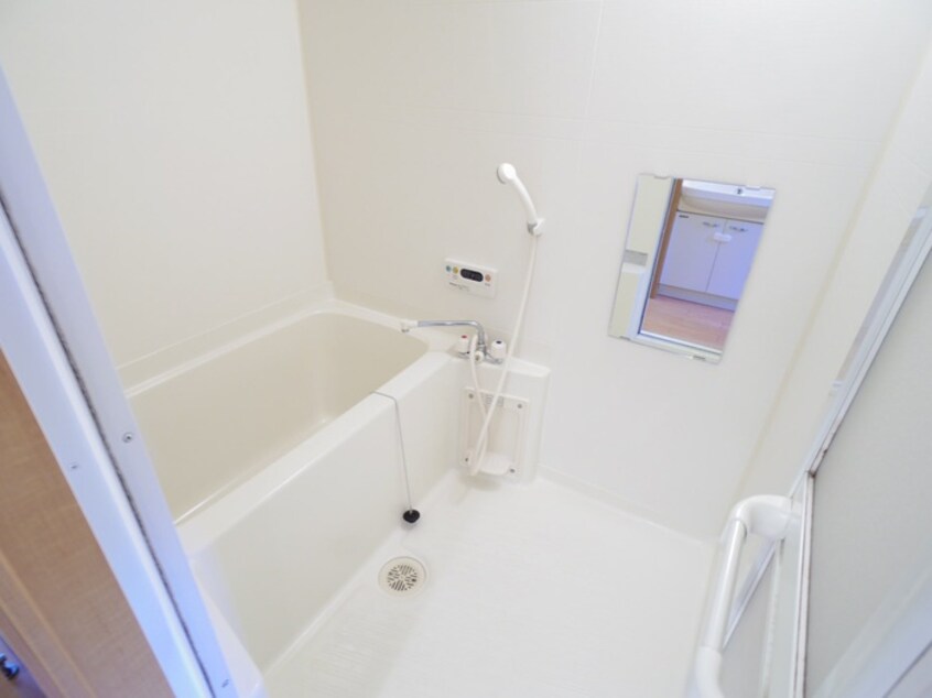 バス／シャワールーム等 ヒルサイド南陵
