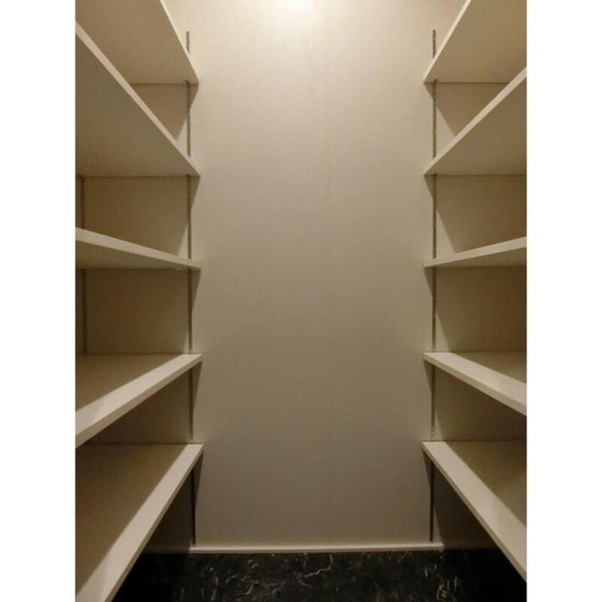 収納 ラシーネ柴原