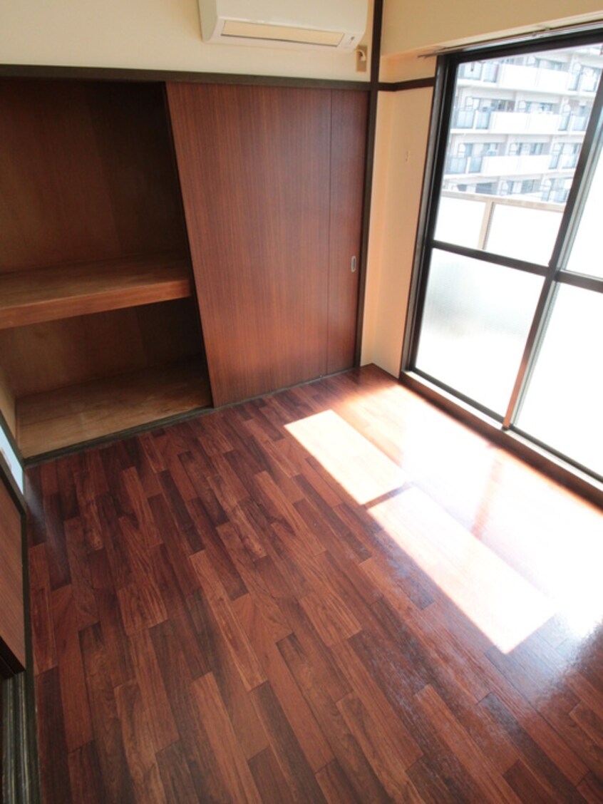 居室 グランドハイツ三津屋北
