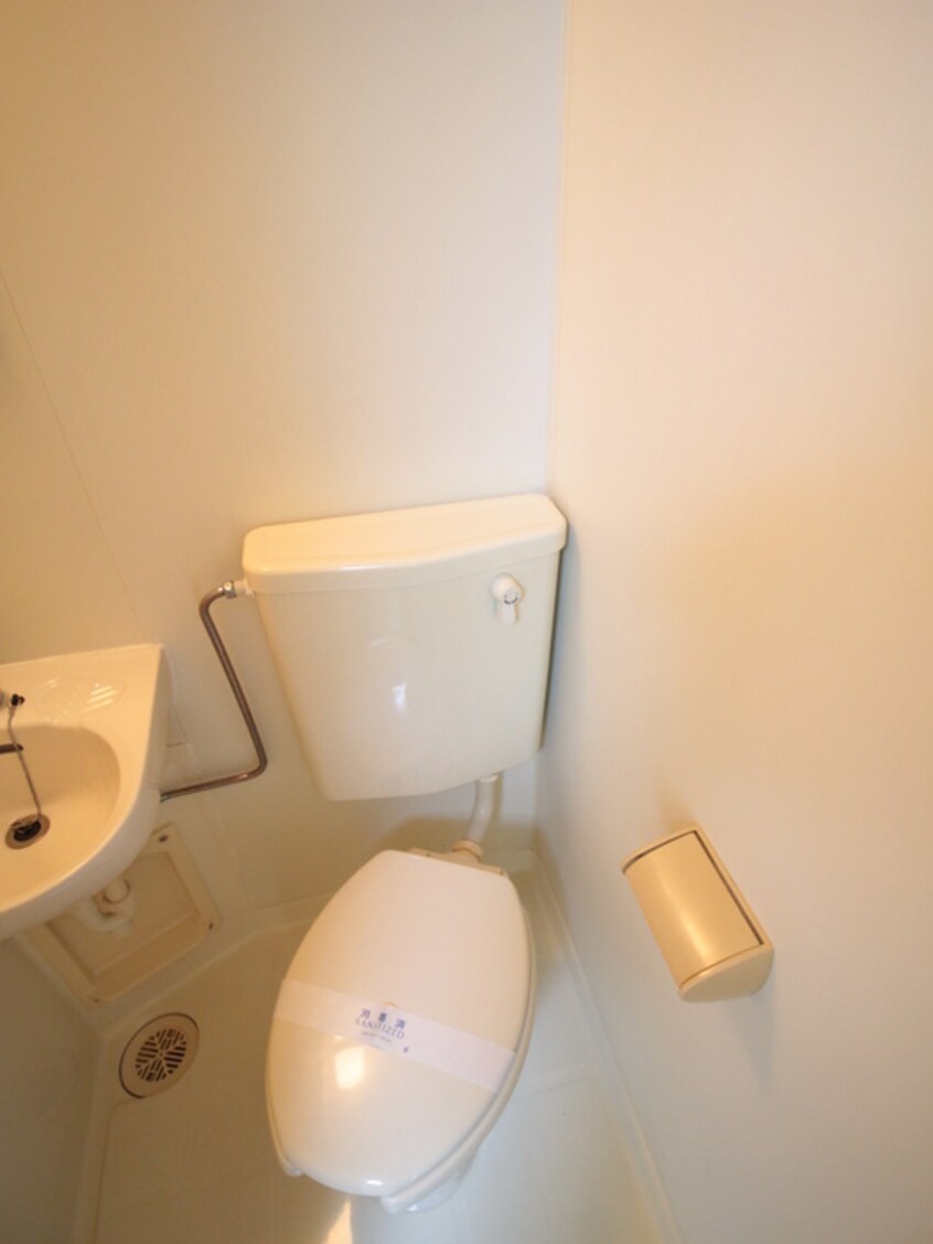 トイレ グランドハイツ三津屋北