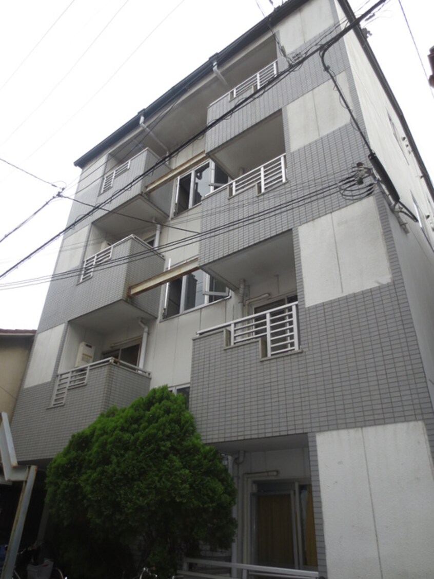 外観写真 パ－ソナルハイツ２０番館