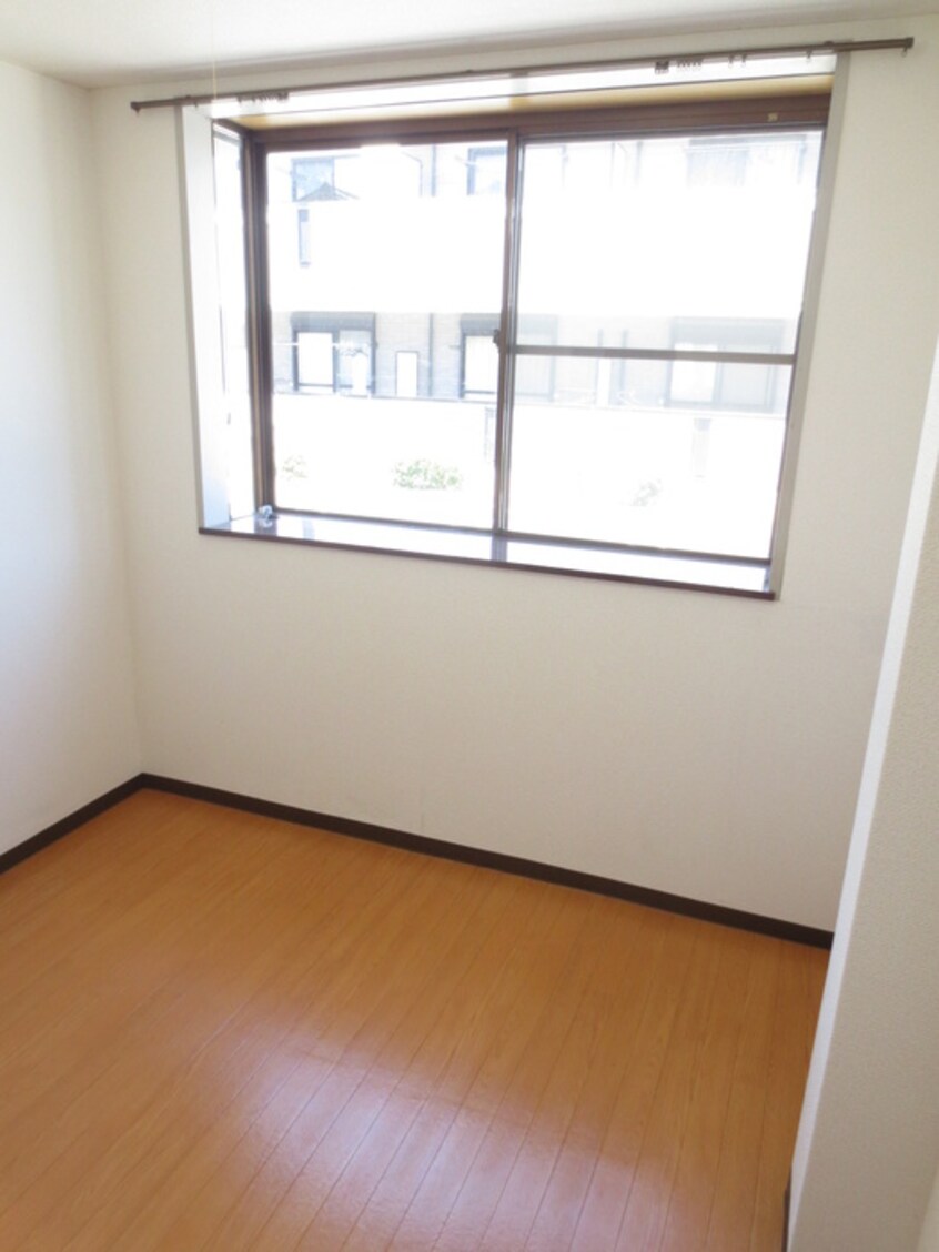 居室 マナベハイツ