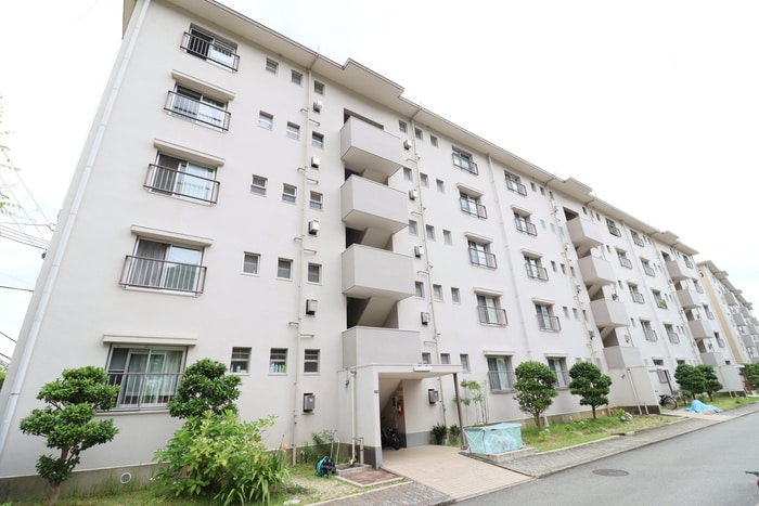 外観写真 箕面如意谷住宅14号棟（104)