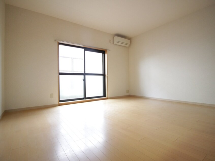 室内からの展望 ラフィ－ネ桂Ⅱ