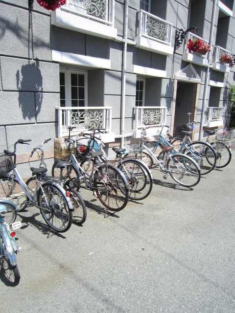 駐輪場 ﾐ･ﾊﾟﾗﾄﾞ-ﾙ