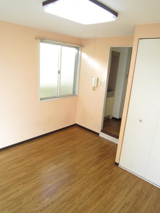 居室 ディアコート今里