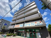 パ－クアベニュ－