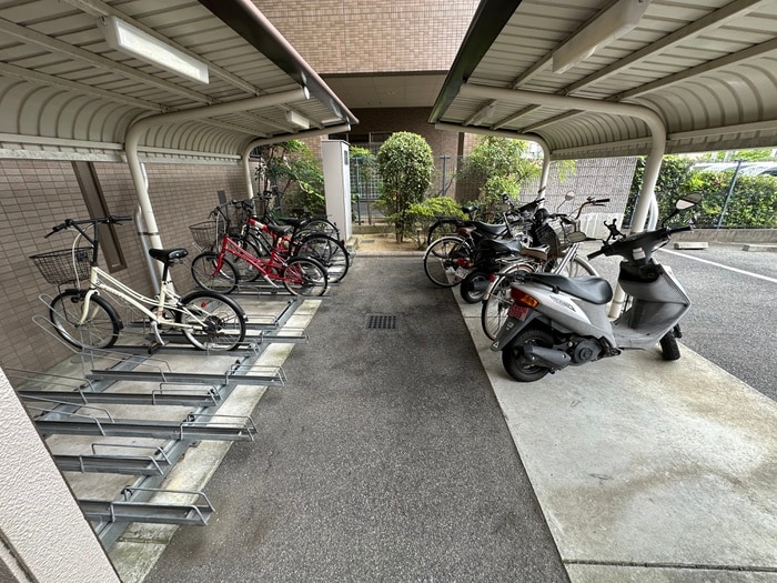 駐輪場 プレジデント　21