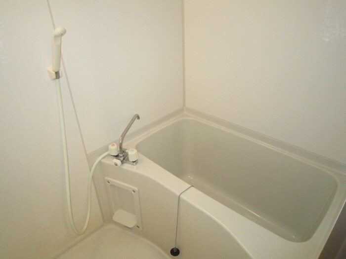 バス／シャワールーム等 PLEASANT