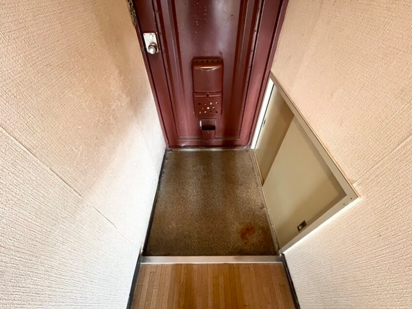 玄関 グランドハイツ杉田Ⅰ
