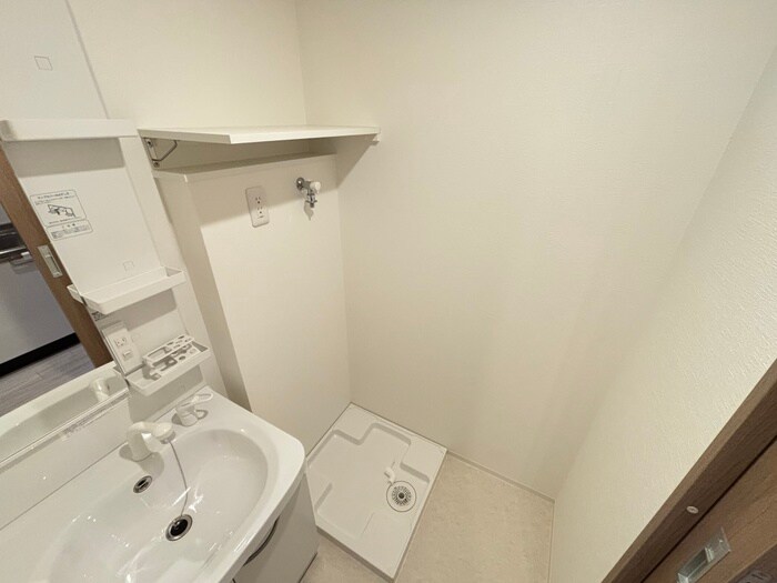 洗濯機置場 仮）グロスロシェ七条