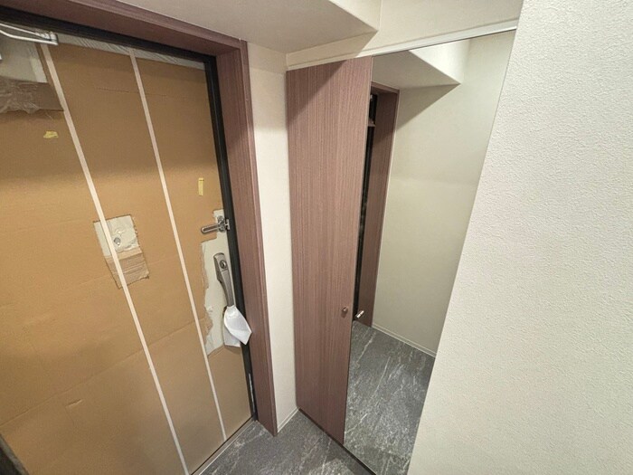 靴箱 仮）グロスロシェ七条