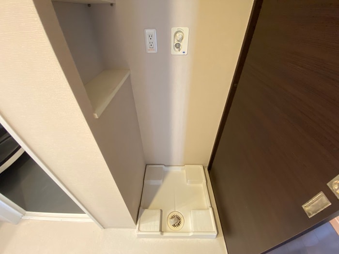 洗濯機置場 ﾌﾞﾗｲﾄｱｸｼｽ弁天町（1308）