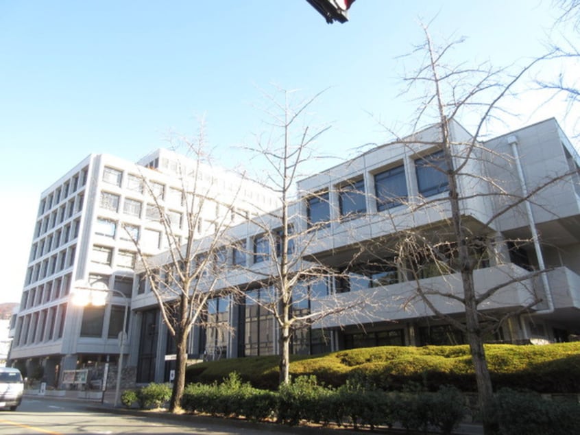 池田市役所(役所)まで110m カルム共栄マンション