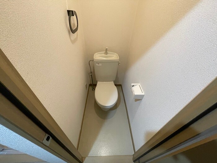 トイレ ドミール仁川