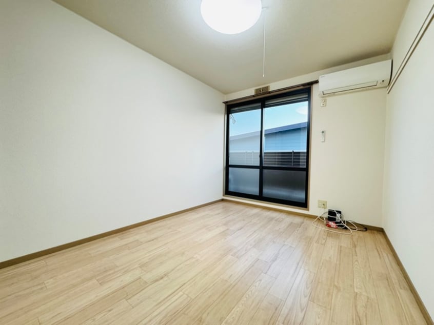 居室 ドミール仁川