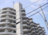 ディオフェルティ枚岡（307)