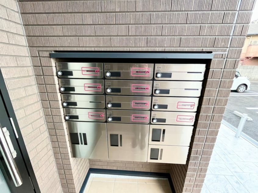 エントランス部分 ルポ舞子弐番館