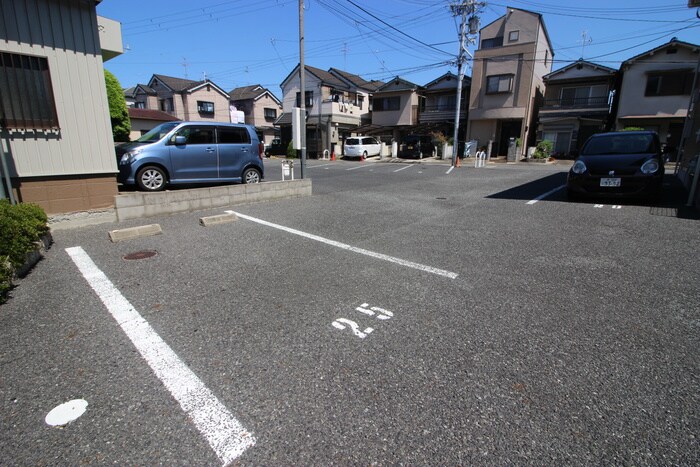 駐車場 フロ－ラルⅢ