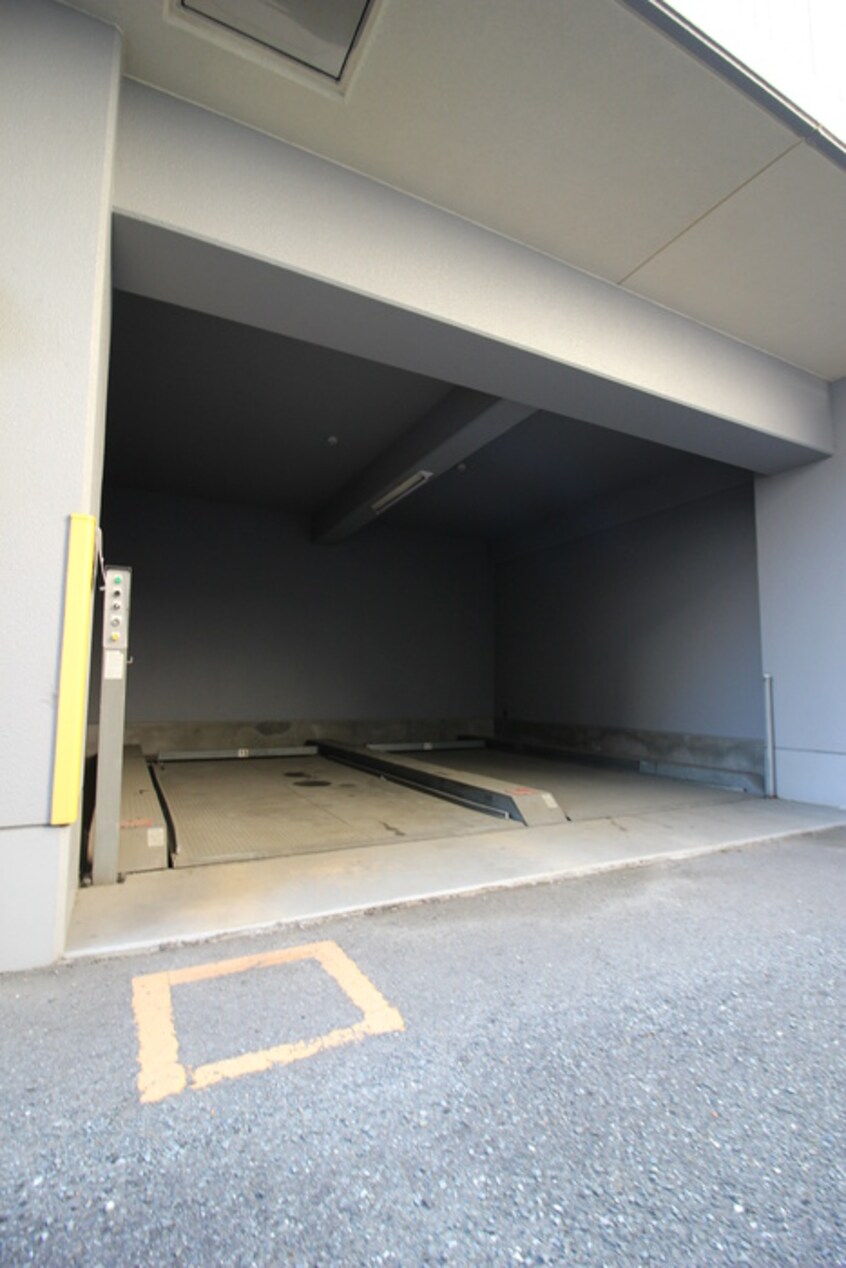 駐車場 ヴィラサンシャイン