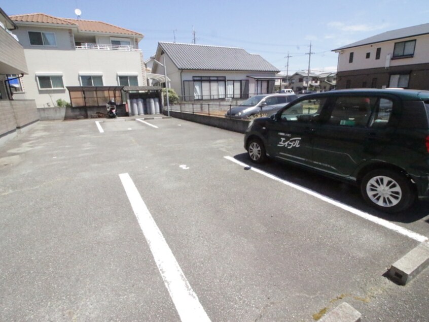 駐車場 ケスハイツ一色