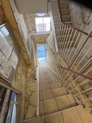 エントランス部分 上本町ロイヤルハイツ