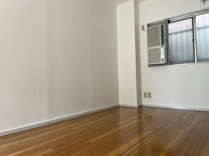 居室 上本町ロイヤルハイツ