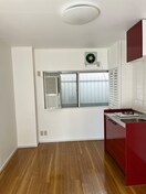 居室 上本町ロイヤルハイツ