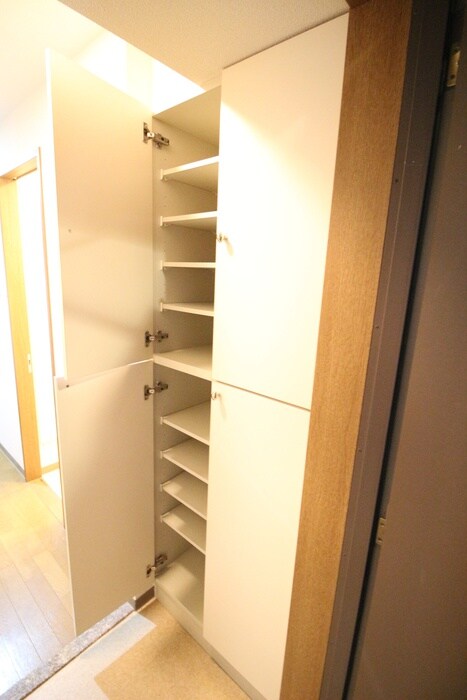 靴箱 ベラジオ烏丸三条(403)