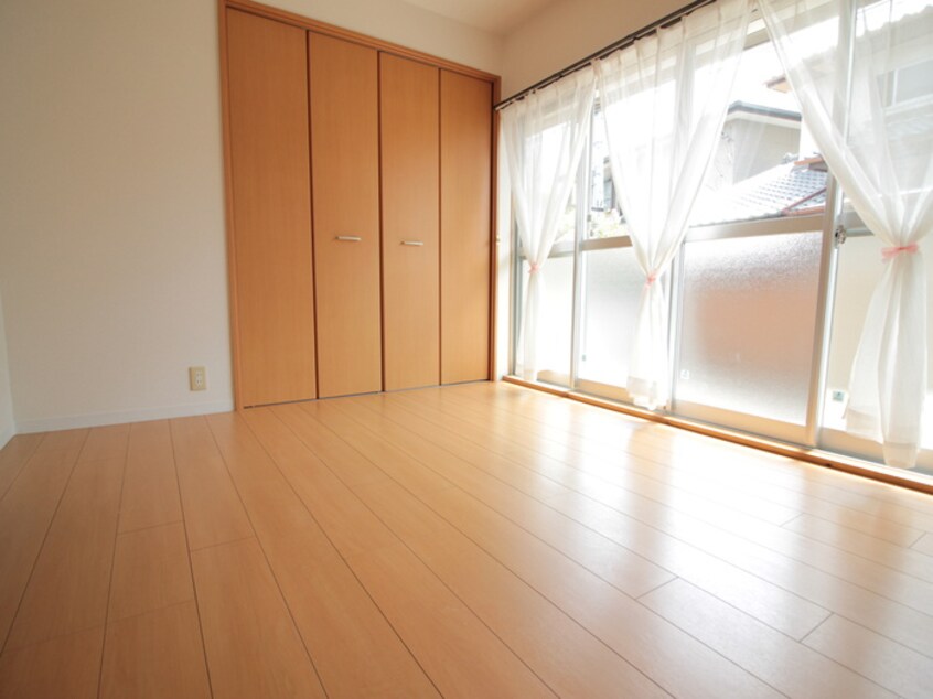 居室 ＪＥＷＥＬ１番館