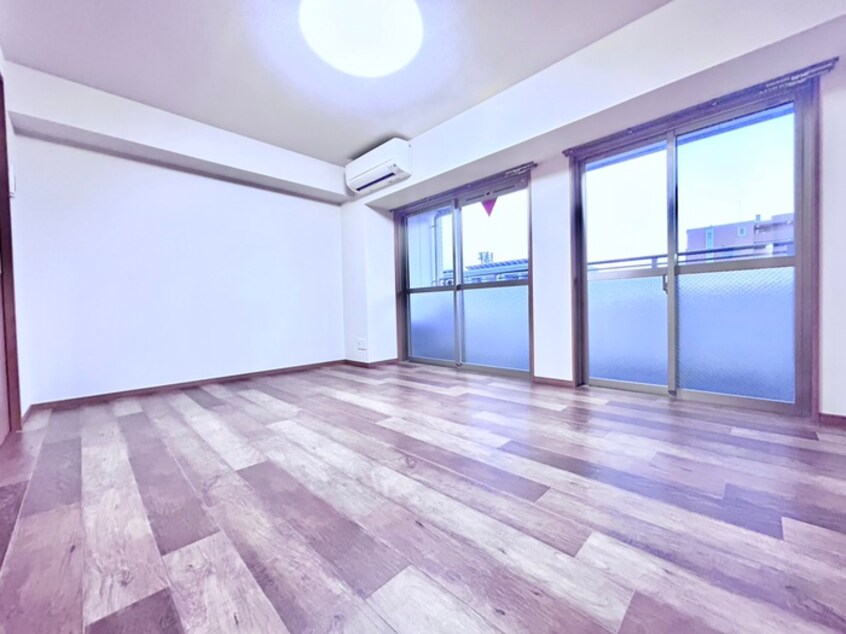 居室 QUINTO五条烏丸